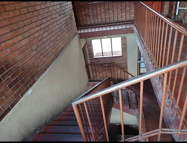 1 BEDROOM PROPERTY TO RENT IN GEZINA